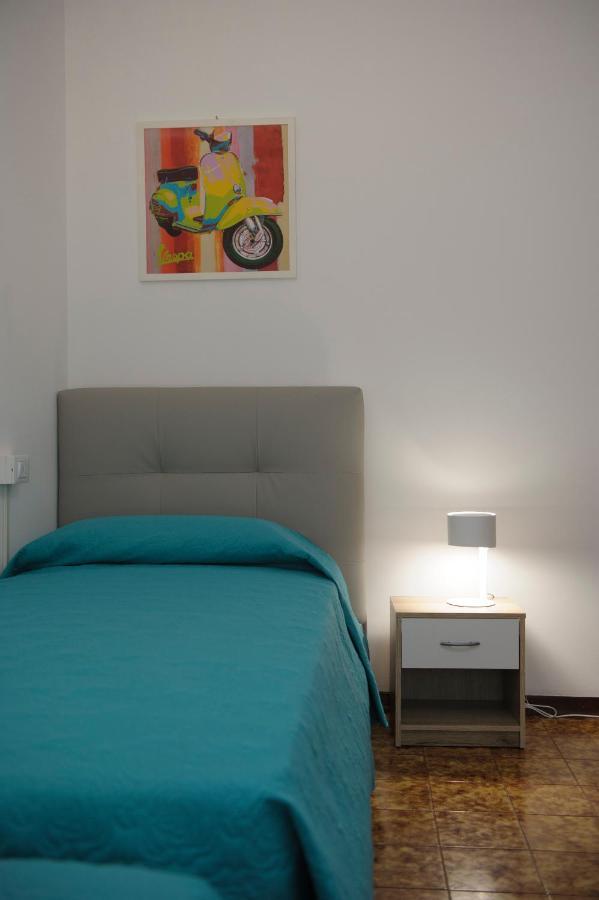 Apartamento Casa Betty Peschiera del Garda Exterior foto