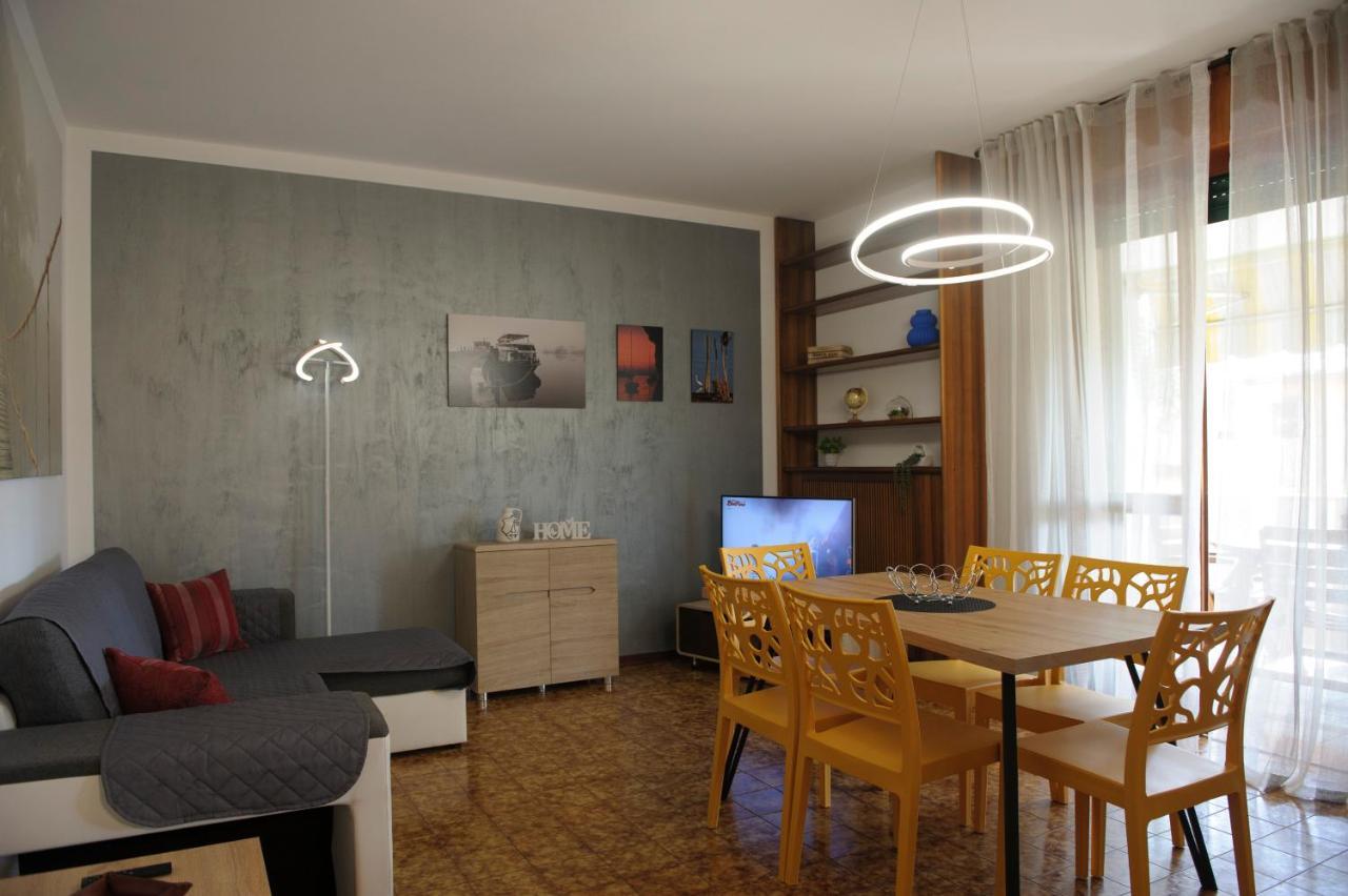Apartamento Casa Betty Peschiera del Garda Exterior foto